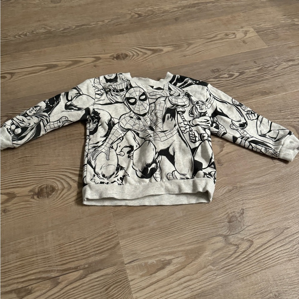 H&M MARVEL SWEATSHIRT
